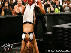 Trish Stratus-17.09.06 3