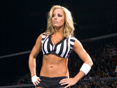 Trish Stratus (1)