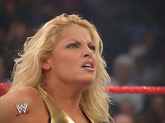 Trish Stratus (5)