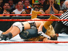 Michelle McCool (23)