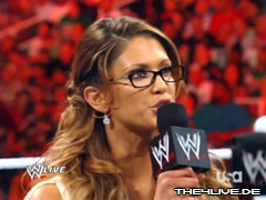 Eve Torres Business 2 6