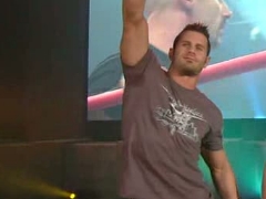 Alex Shelley
