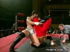 Davey Richards-26.06.11 3