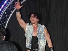 Sami Callihan 4