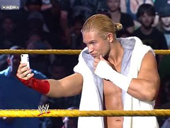 Tyler Breeze (2)